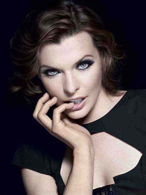 milla jovovich sexy pics